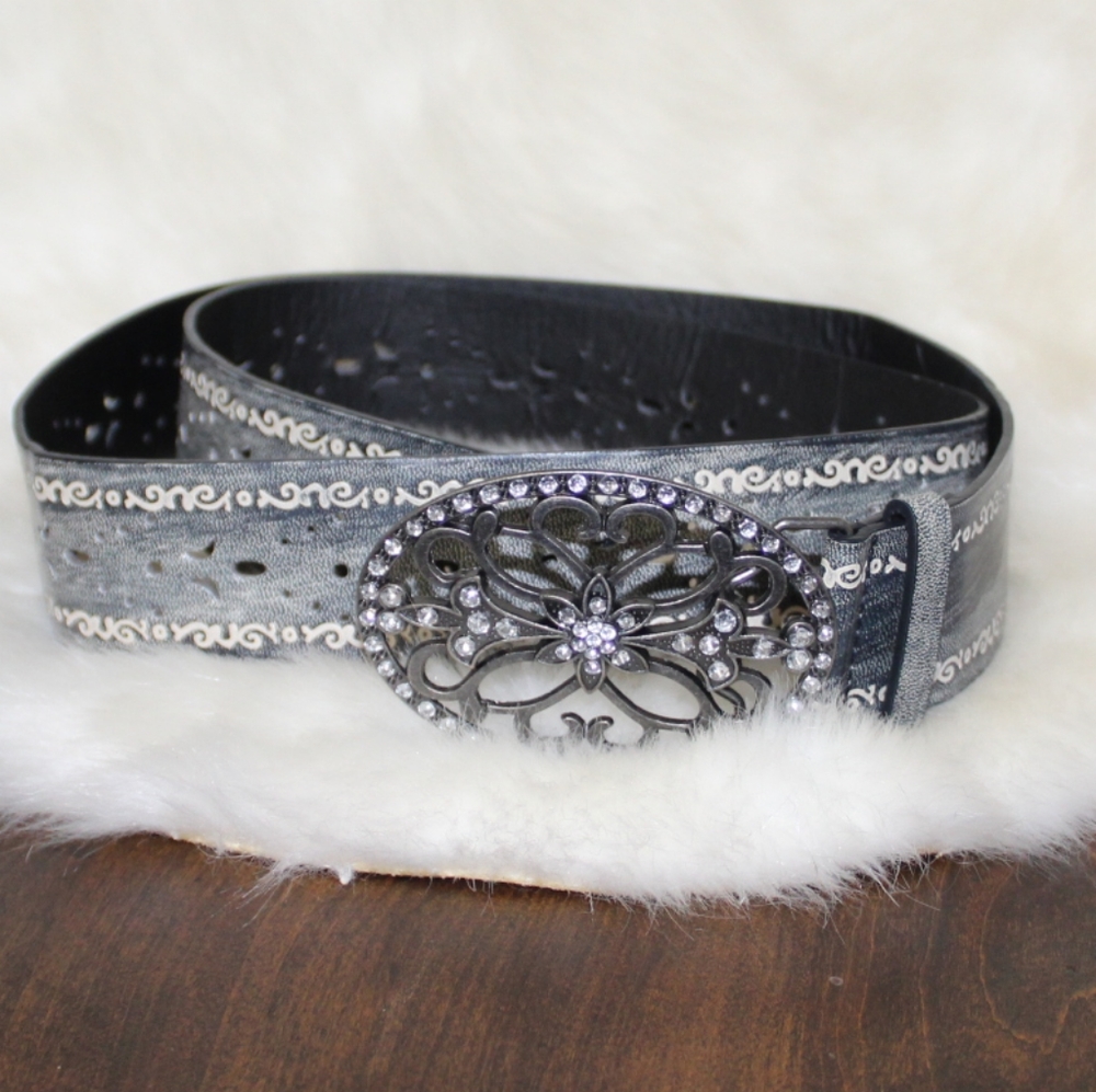 💜Embossed Belt with Rhinestone Belt Buckle💜